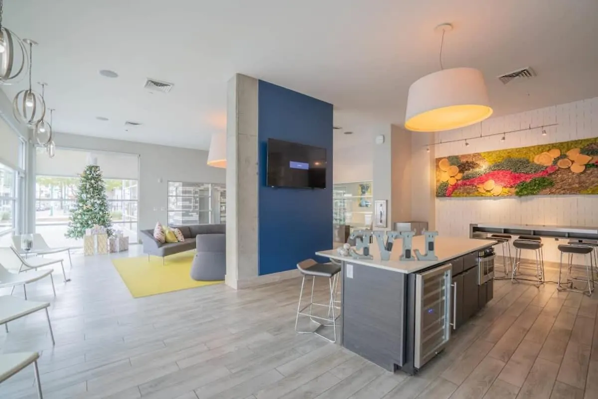 フェニックスModern 2Bd Dt - Balcony, Gym, W-D, Parking - Sleeps 8アパートメント 米国