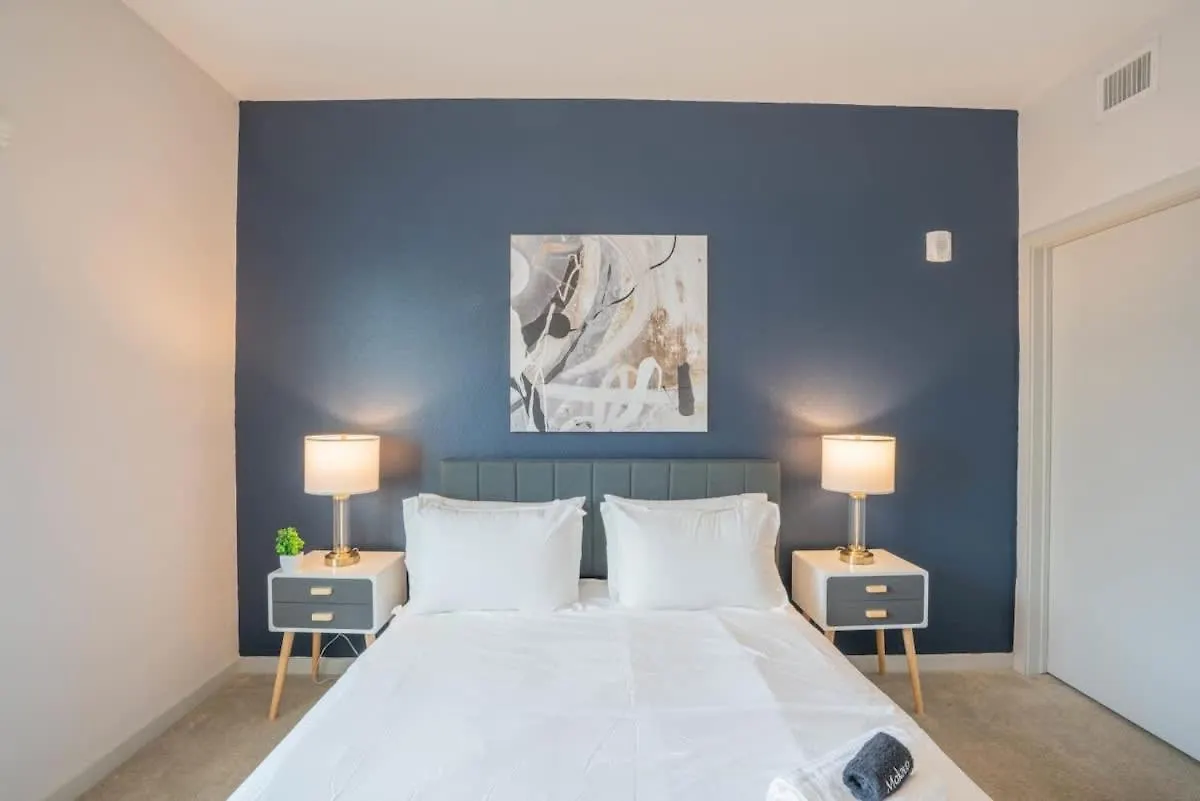 フェニックスModern 2Bd Dt - Balcony, Gym, W-D, Parking - Sleeps 8アパートメント 米国